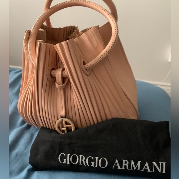 Giorgio Armani pleated bag - Picture 5 of 14